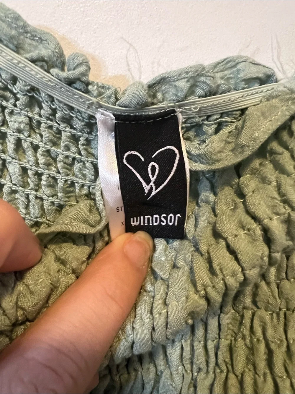 amazon dress code logotipo e símbolo, significado, história, PNG Collaboration:Disney Taille:XXL Teen flings attacker during